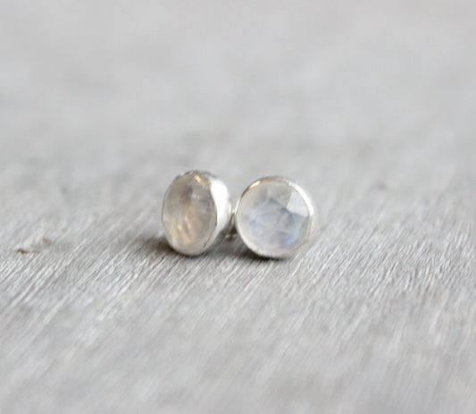 Sterling Silver Moonstone Earrings // Rose Cut Moonstone Stud Earrings // 6mm Moonstone Cabochon Earrings // Sterling Silver Gemstone Studs
