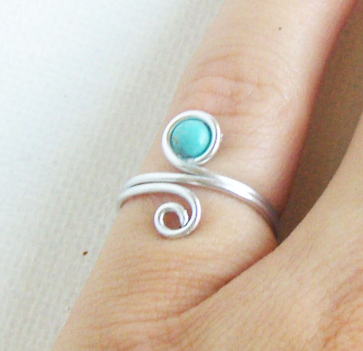 Tuquoise and silver toe ring or pinky ring