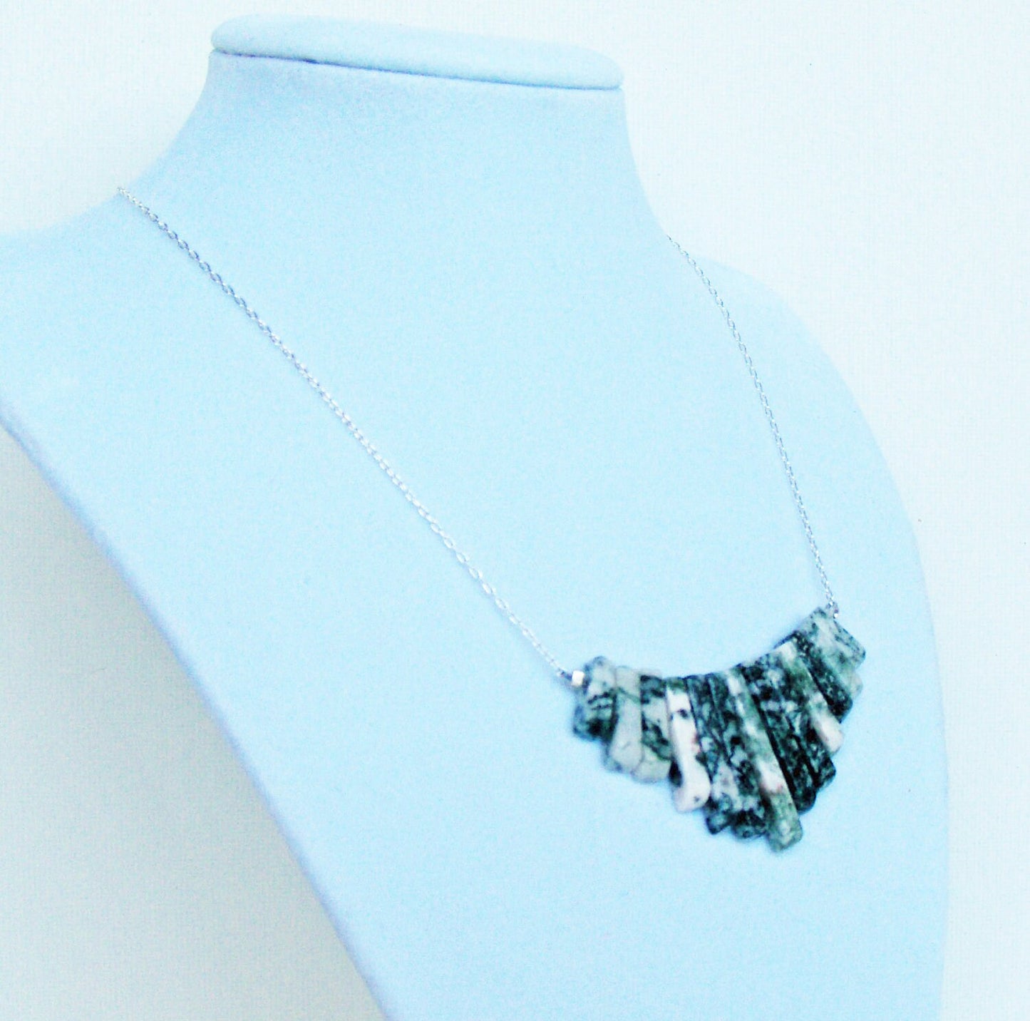 Tree Agate Dagger Collar Necklace - Minmalist Jewelry - Bib Necklace - Gemstone Fan