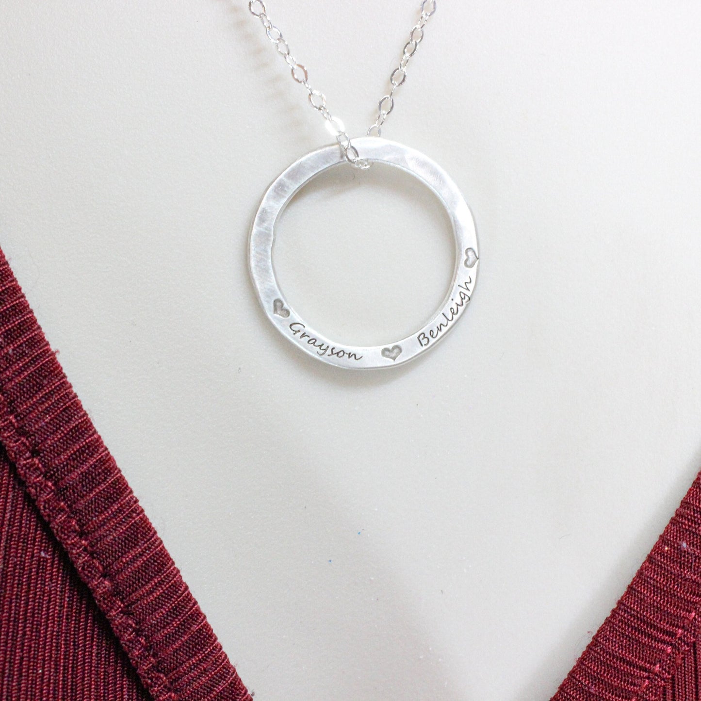 Sterling Silver Hammered Circle Name Necklace | Custom Engraved Mom Necklace Pendant | Handmade Personalized Jewelry